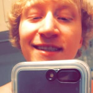 Meet your Posher, Gary